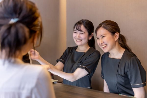 予約の取りやすさと通うペース